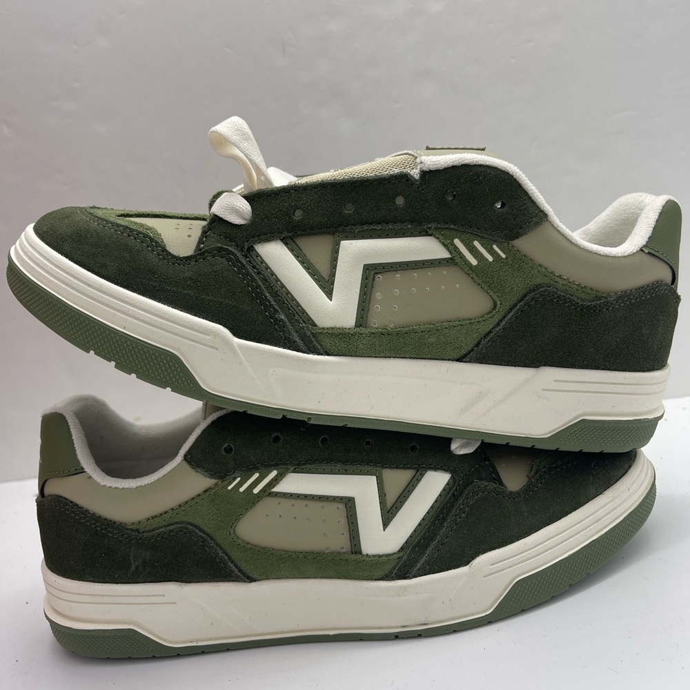 Vans Men’s 10.5 Upland
Green/Multi
VN000D1HBGK Skate Sneakers - Picture 12 of 16